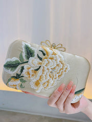 Goldene Clutch mit Pfingstrosen-Stickerei im Vintage-Stil