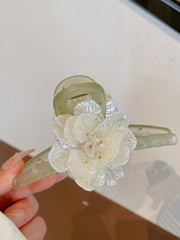 Retro 3D Kamelienblüte Kunststoff Haarklammer