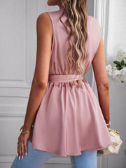 Ärmelloses Top mit Bindegürtel und Überkragen