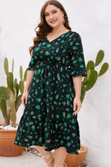 Robe imprimée grande taille à manches évasées et col en V