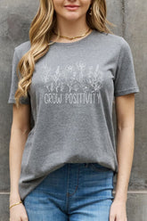 Simply Love GROW POSITIVITY Baumwoll-T-Shirt mit Grafik