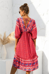 Robe bohème imprimée à col en V
