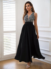 Robe longue sans manches à paillettes contrastées