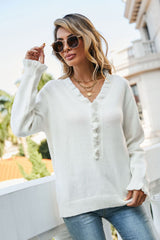 Pullover mit Rüschenbesatz und halbhohem Knopf