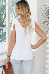 Satin-Tanktop mit V-Ausschnitt und Bindebändern an den Schultern