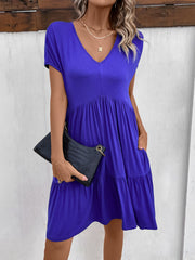 Robe à manches courtes et col en V avec poches