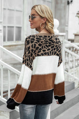 Strickpullover mit geripptem Farbblock-Besatz