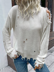 Distressed-Pullover mit hohem Kragen und schulterfreien Schnitten