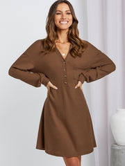 Robe en tricot gaufré à demi-boutons et col Johnny