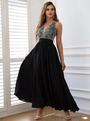 Robe longue sans manches à paillettes contrastées
