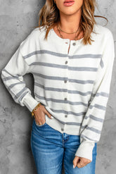 Gestreifte Strickjacke mit Rundhalsausschnitt und Knopfleiste