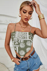 Bedrucktes Camisole mit spitzem Saum und Bindeband hinten