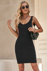 Robe côtelée sans manches à col en V