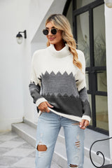 Rollkragenpullover mit überschnittenen Schultern und Rippenstrick in Farbblock-Optik