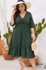Robe grande taille imprimée à volants et surplis