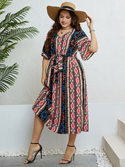Robe mi-longue bohème grande taille à col en V et ceinture nouée