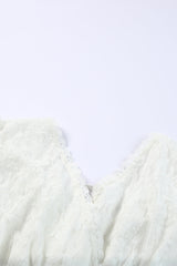 Robe à volants en dentelle à manches bouffantes et dos noué