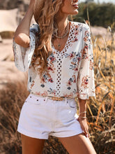 V-neck printed patchwork lace flared sleeve top
