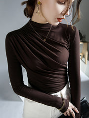 Rollkragen-Plissee-Strickoberteil im Slim Fit