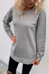 Pullover mit Rundhalsausschnitt und überschnittenen Schultern