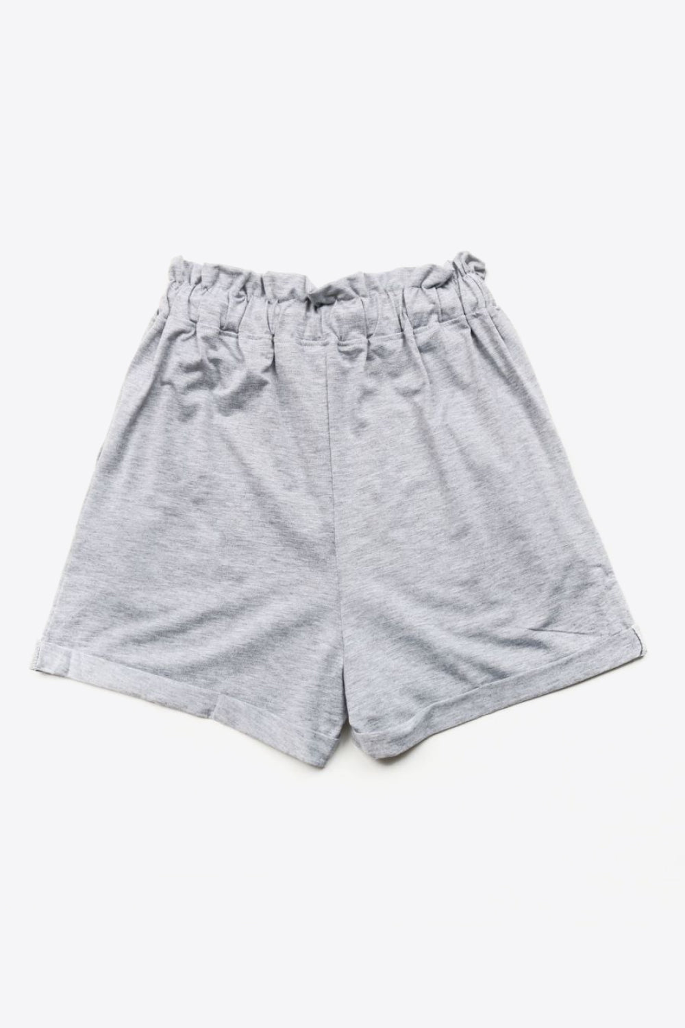 Shorts mit geknöpftem Kordelzug in der Taille und Bündchen