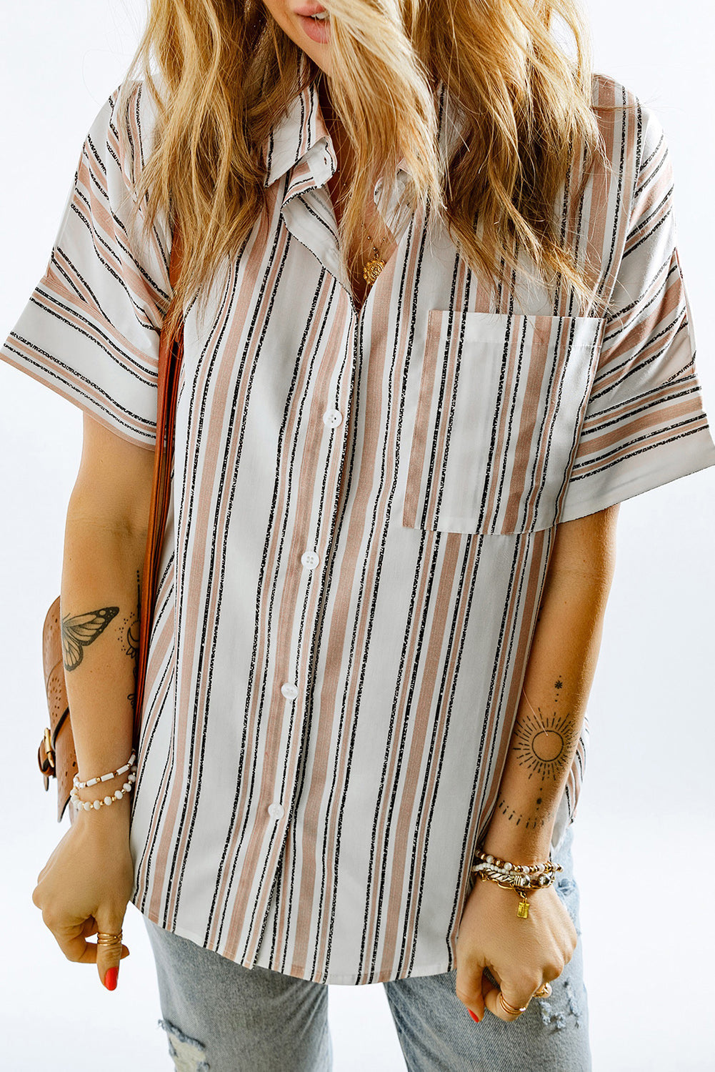 Chemise rayée à manches courtes avec poche poitrine