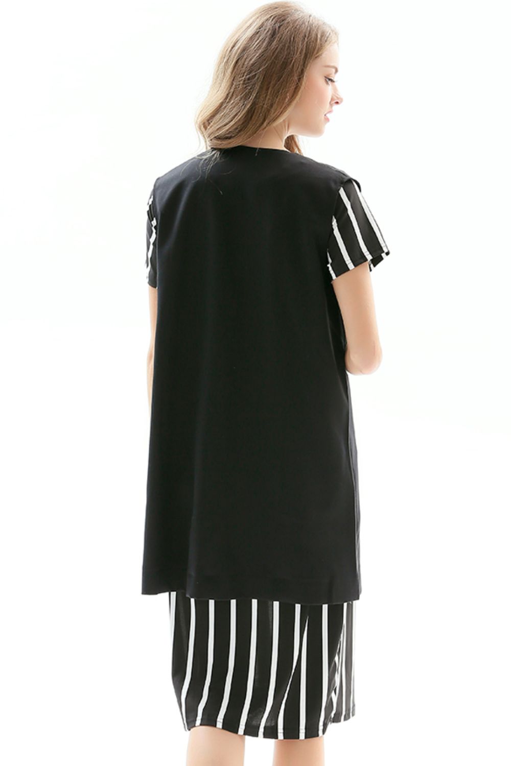 Ärmelloser Longline-Blazer mit einem Knopf