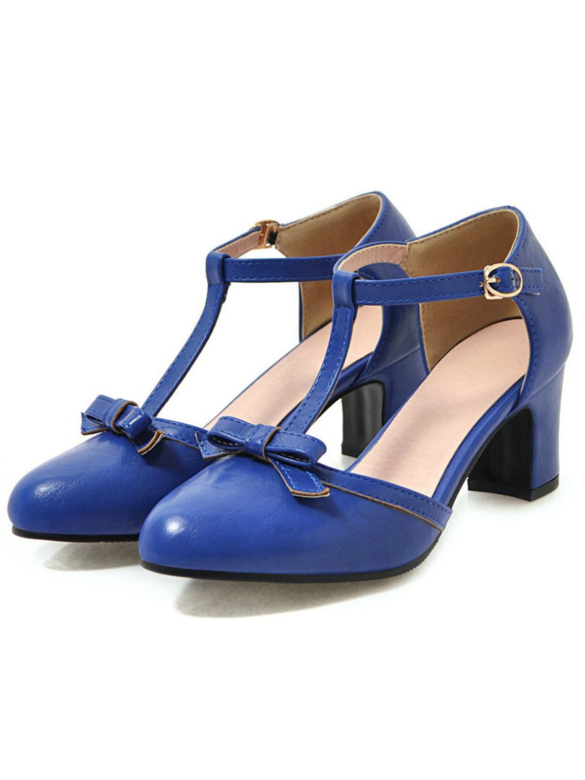 Retro-Schuhe mit T-Riemen und klobigen Absätzen