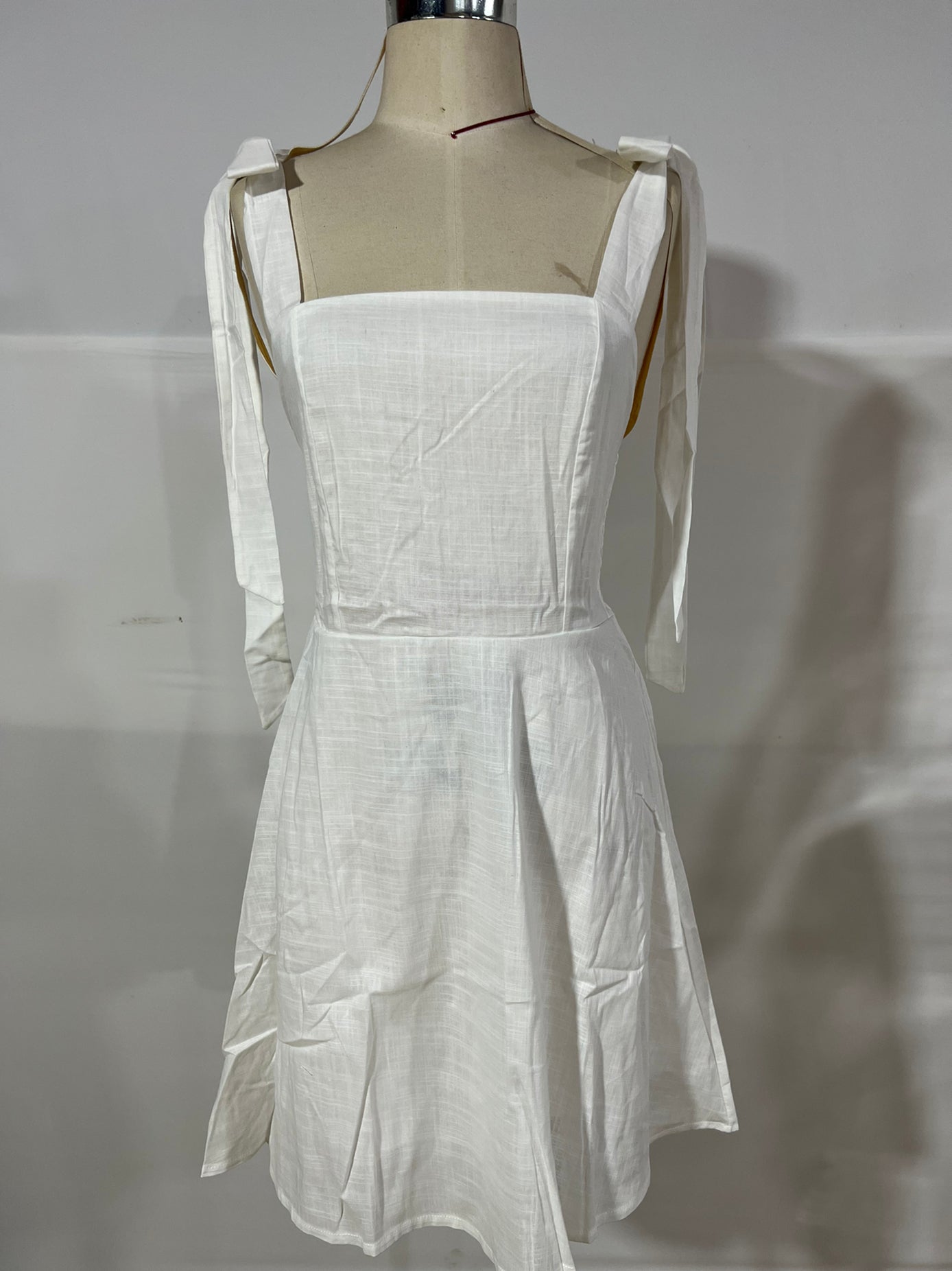 Sommerkleid Schulter Schnürung Abnehmen Einfarbig Kurzes Kleid Schulter Fliege Riemen