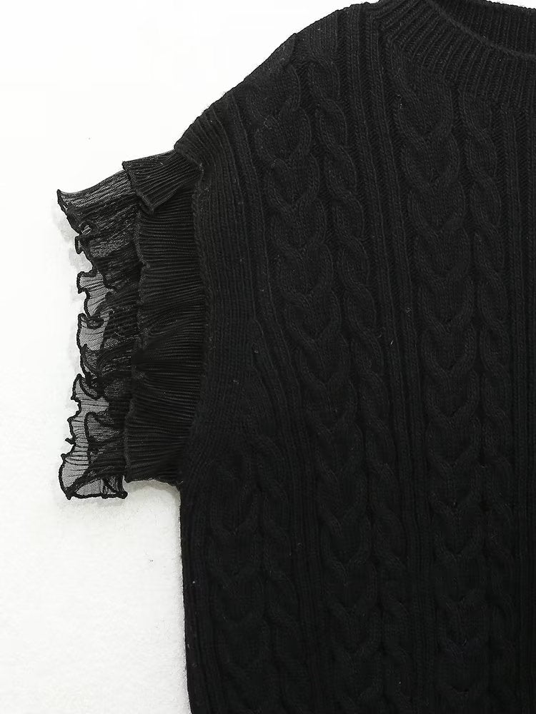 Black Laminated Decoration Eight StrKnitted Vest