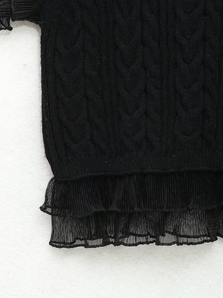 Black Laminated Decoration Eight StrKnitted Vest