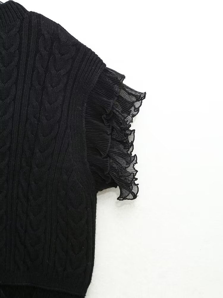 Black Laminated Decoration Eight StrKnitted Vest