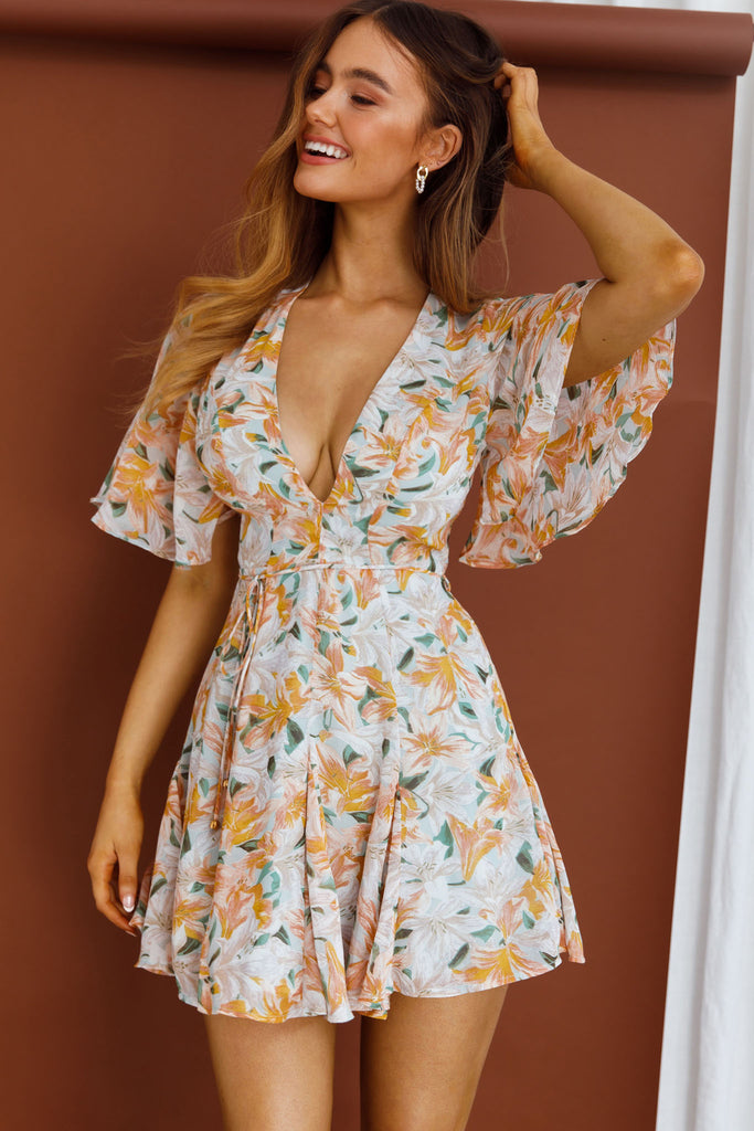 V Neck Printed Lotus Sleeve Dress Belt