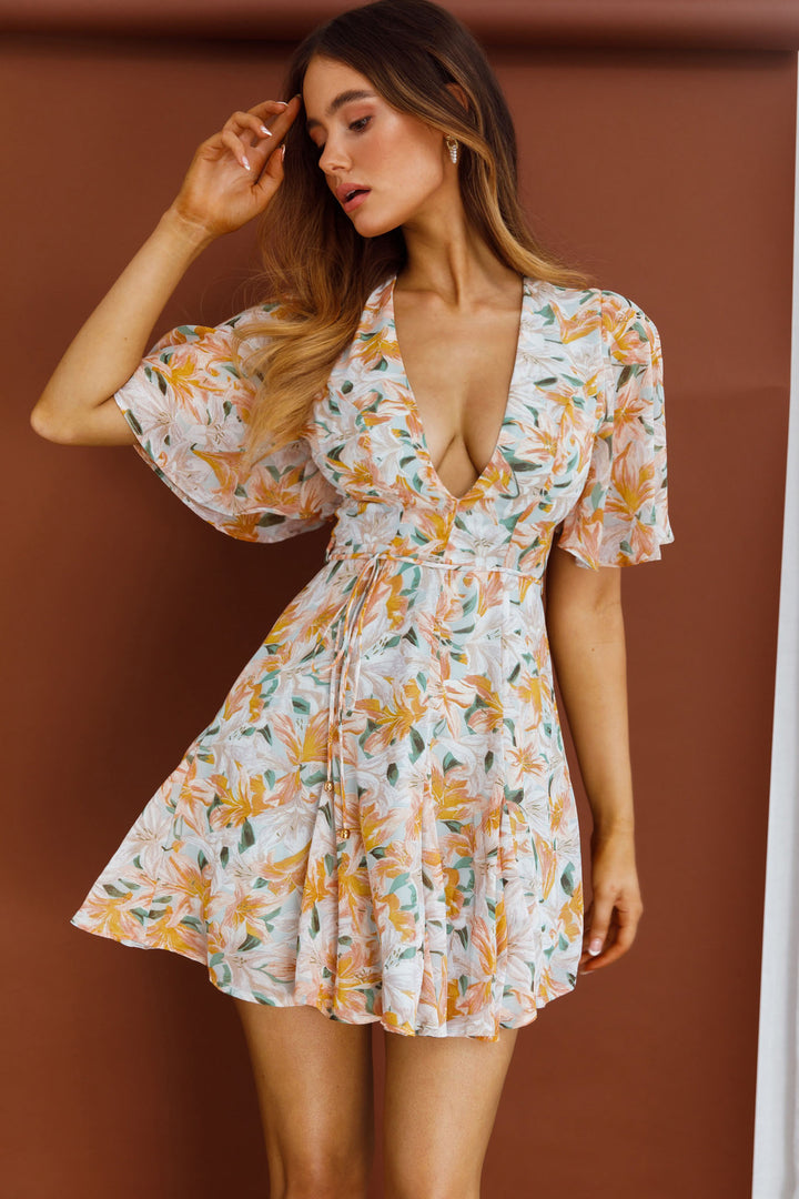 V Neck Printed Lotus Sleeve Dress Belt
