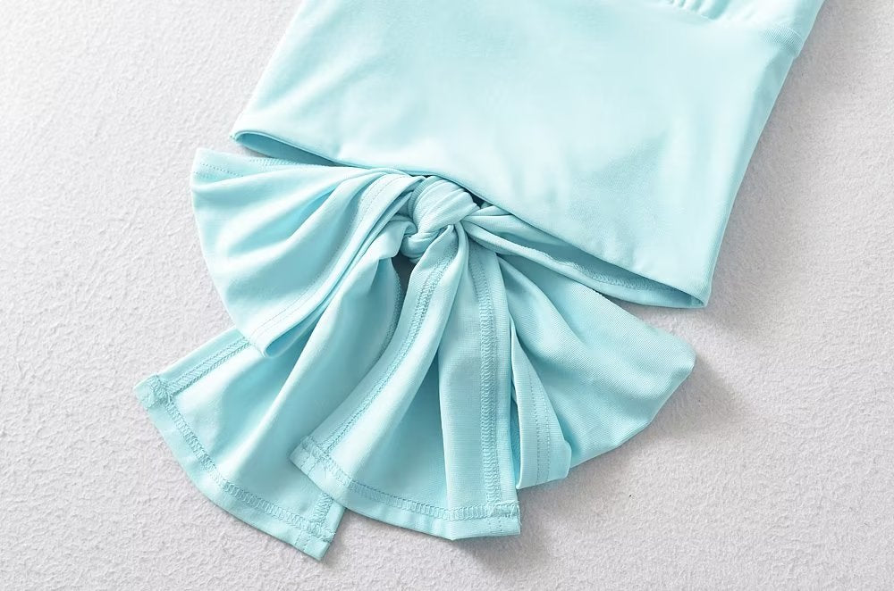 Design Satin de Soie Texture Courte Licou Enveloppé Poitrine