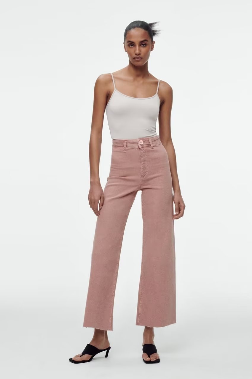Jean simple taille haute droit délavé ourlet effiloché pantalon court