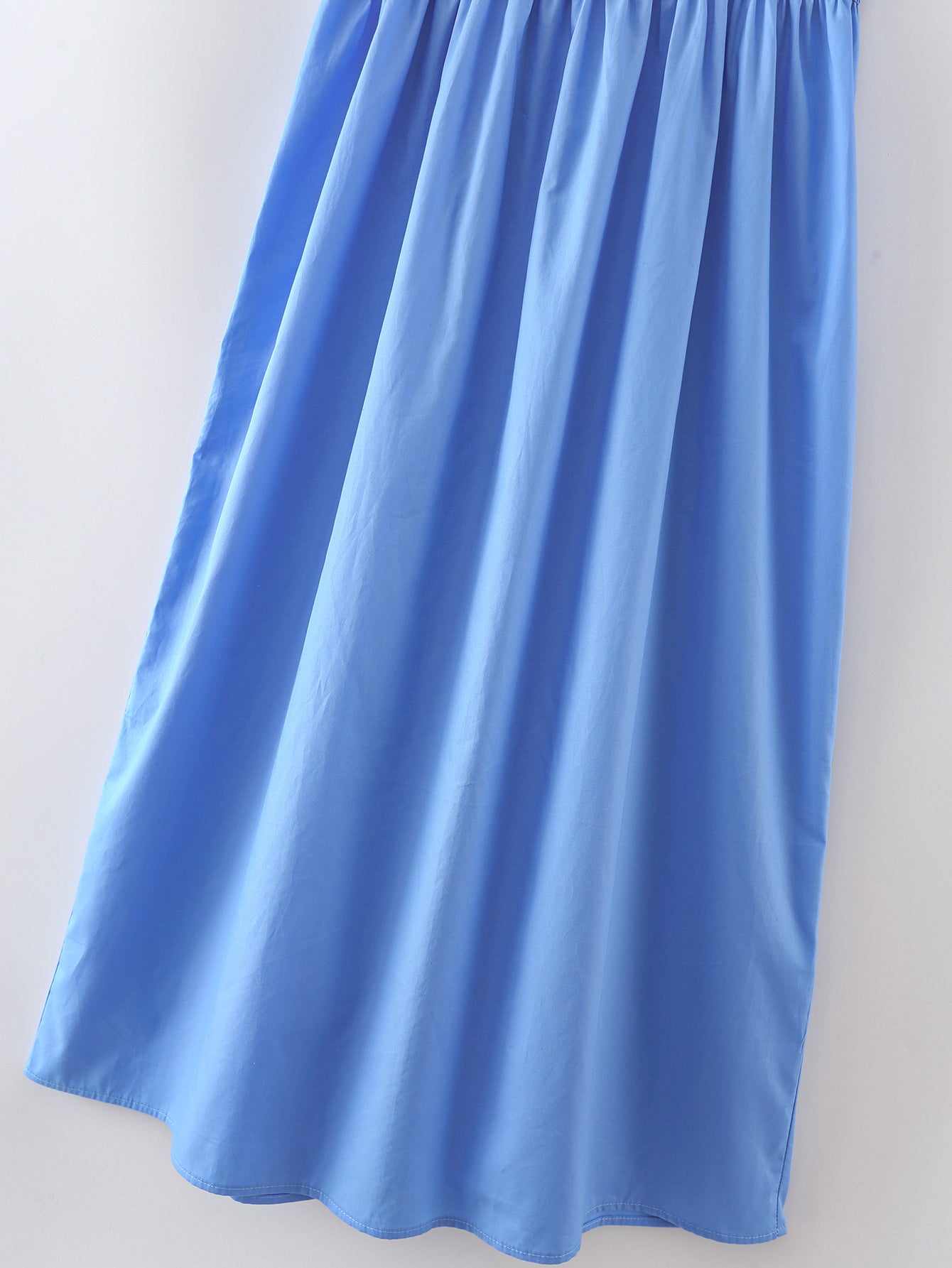 Kleid mit Trägern hinten und überkreuztem Zug, elastische Träger, lang