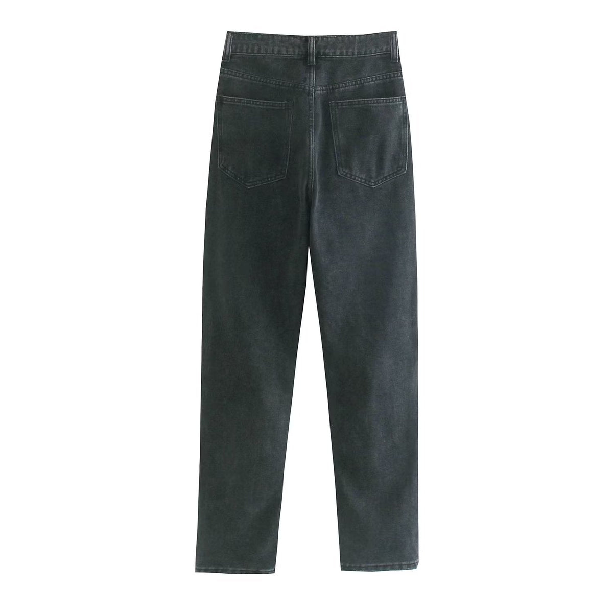 Portez un pantalon en jean noir assorti