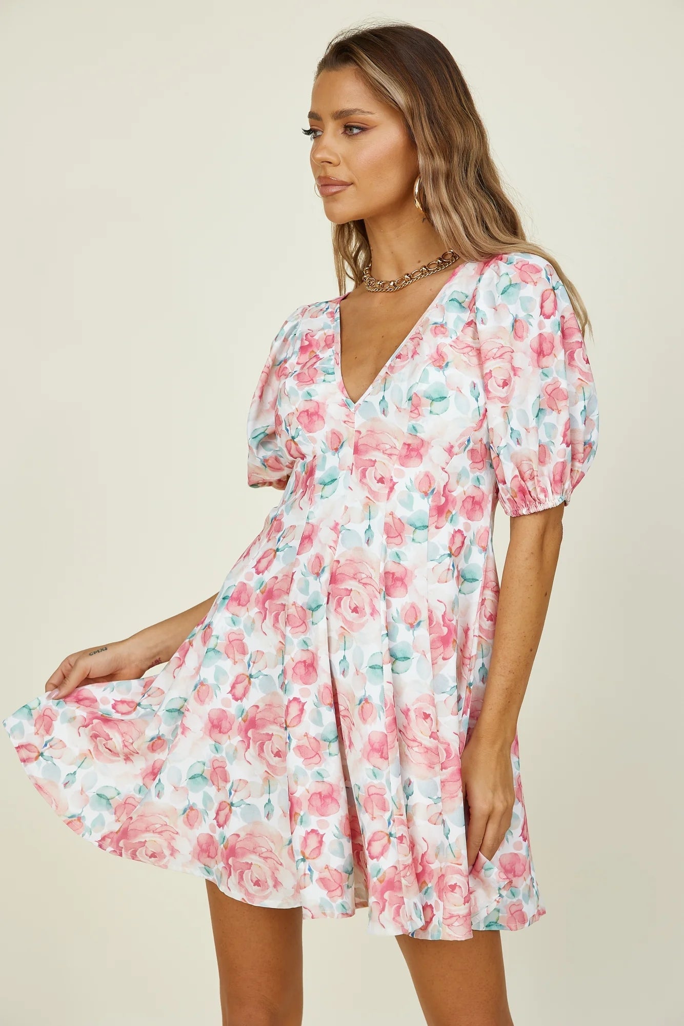 Short Sleeved V neck Printed Dress