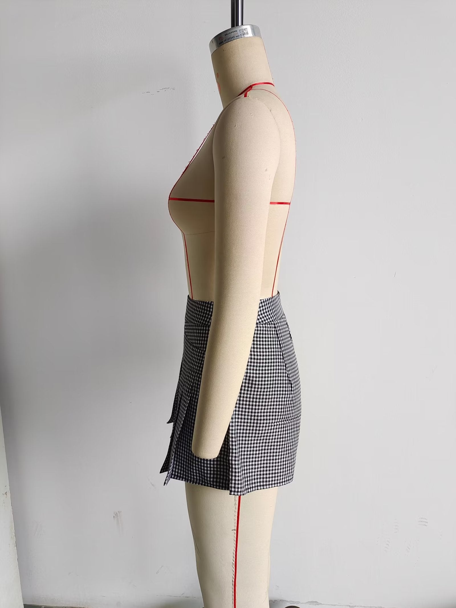 F00174239 Klassischer Retro-Hosenrock mit Karomuster