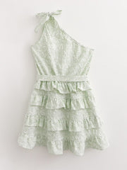 Organza-Kleid mit diagonalen Schultern und kleinen Blumen