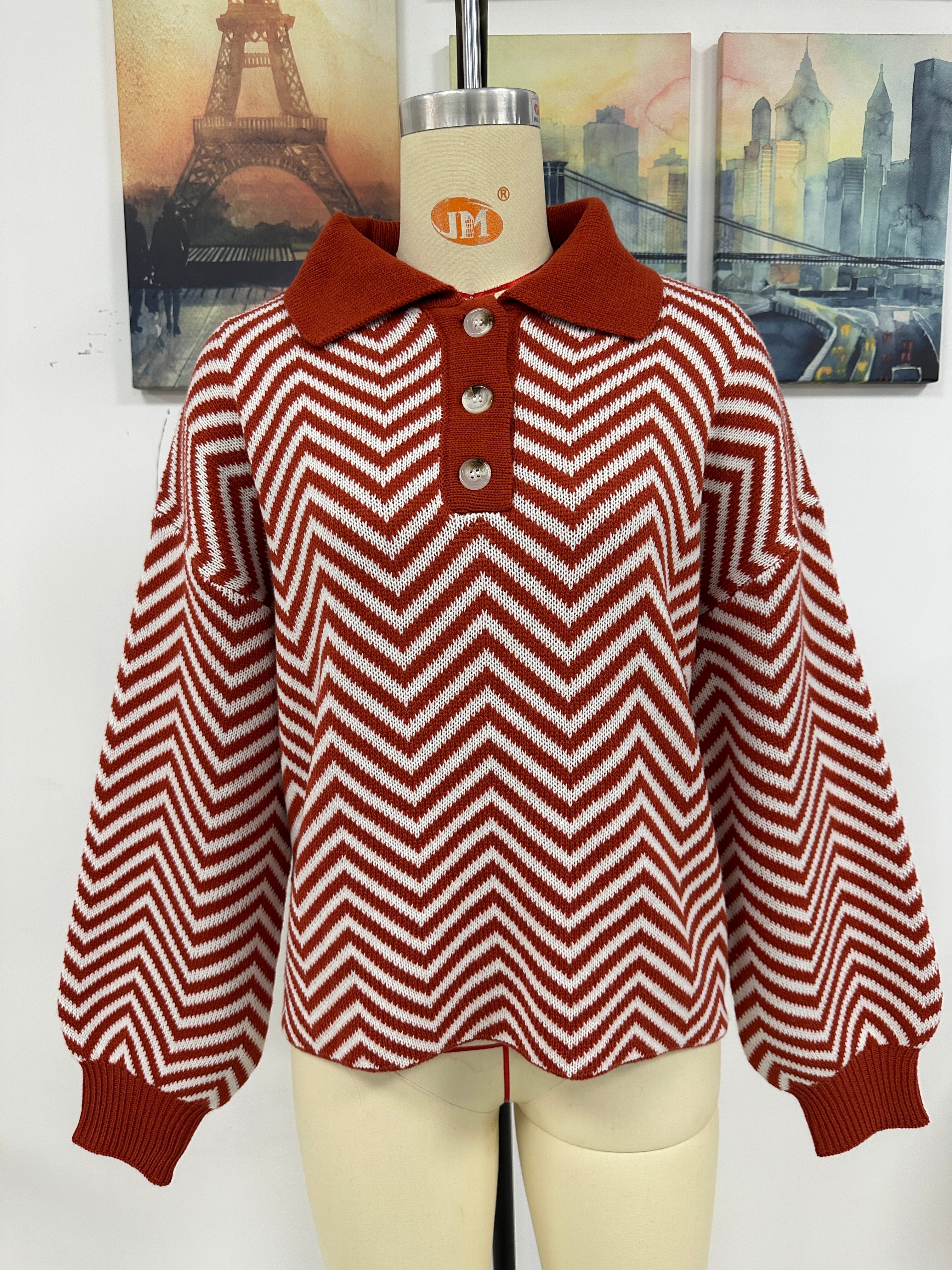 Gestreifter Pullover Langarmpullover mit Farbnähten und Umschlagkragen