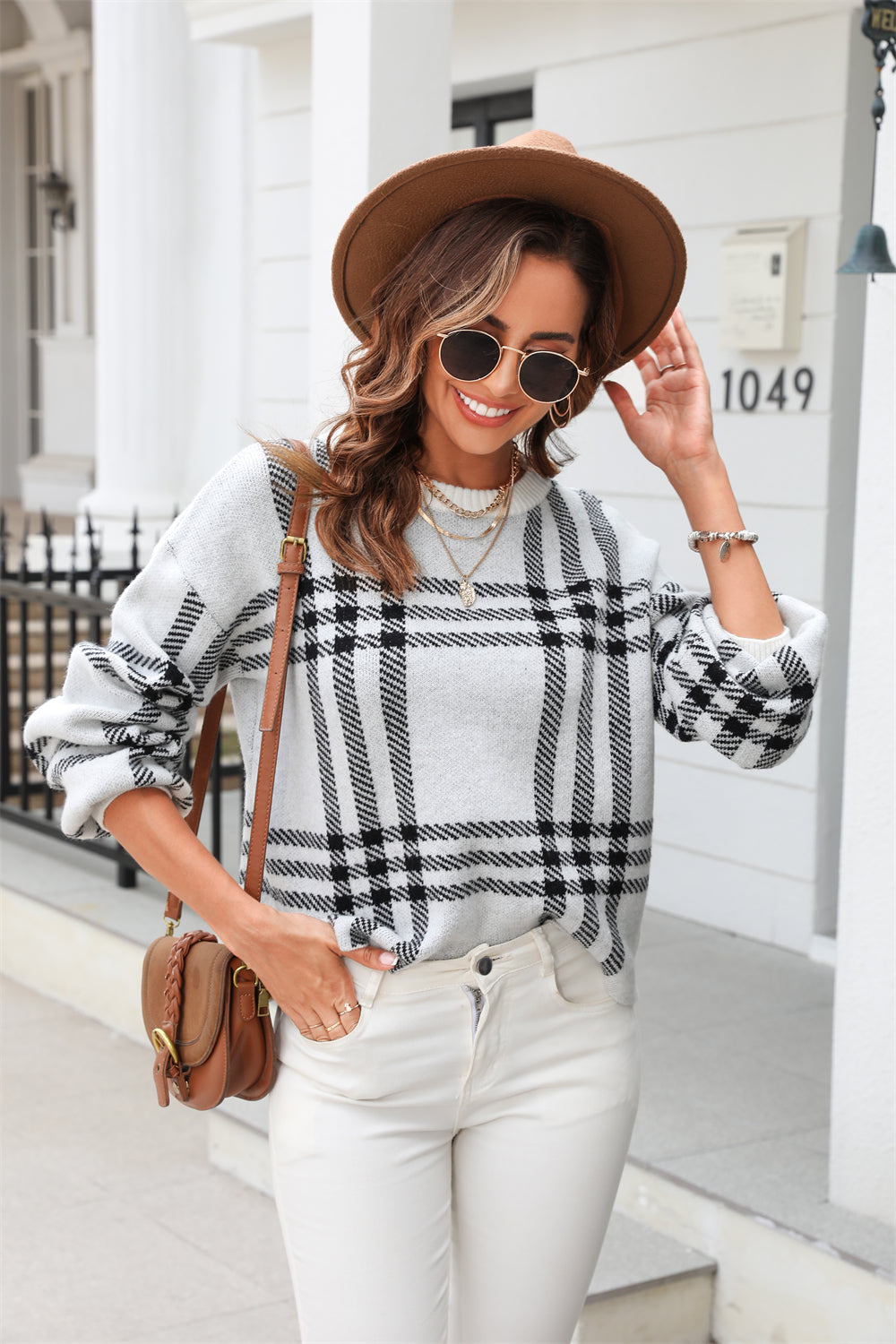 Sweater Large Plaid Stitching Casual Pullover Round Neck Sweater