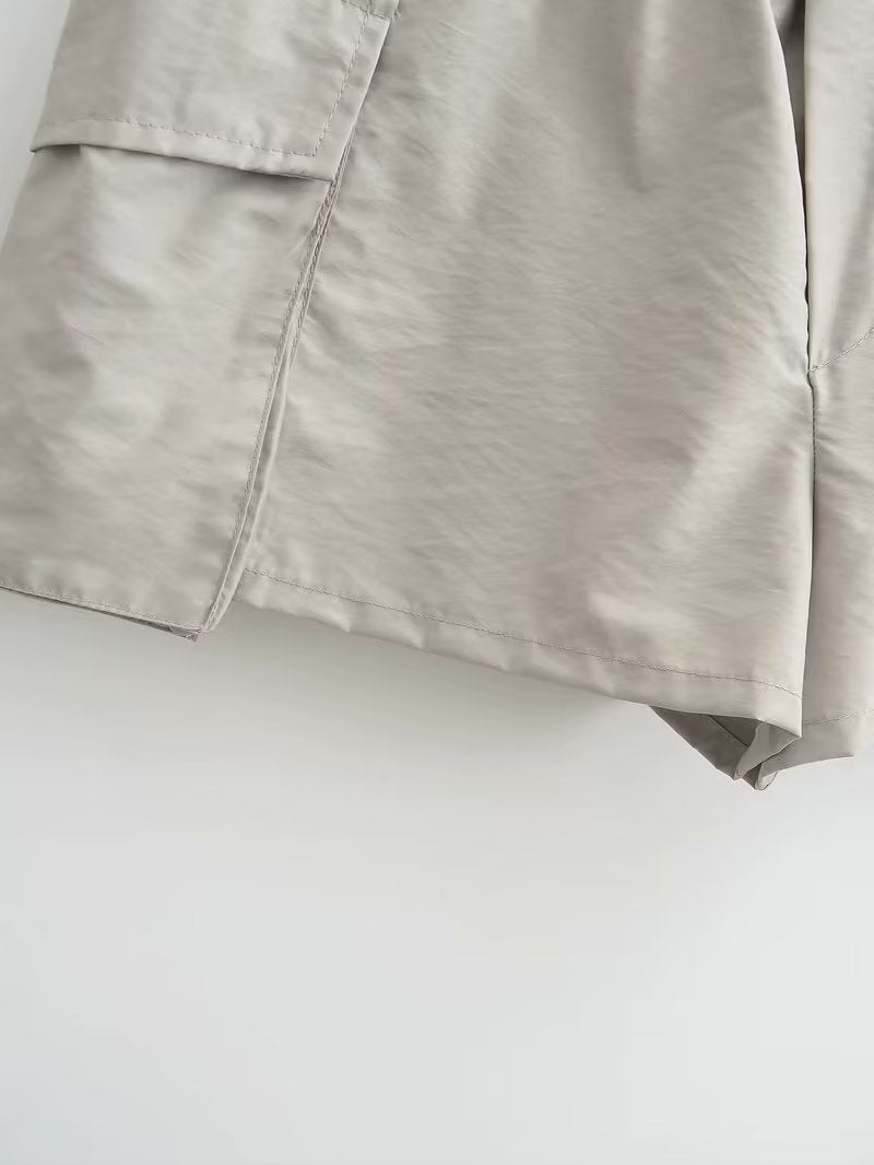 Freizeitshorts aus Nylonmischung mit elastischer Taille