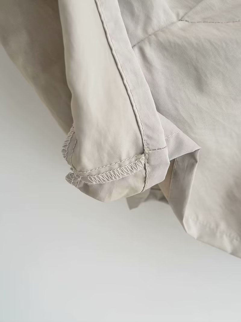 Freizeitshorts aus Nylonmischung mit elastischer Taille