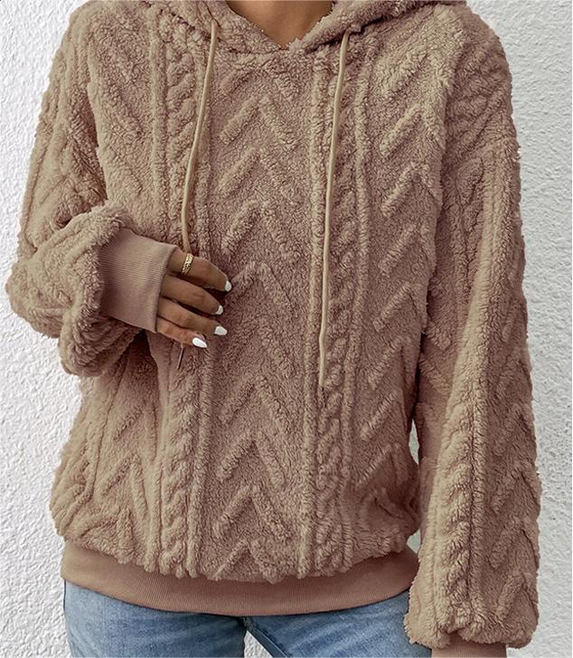 Pull d'automne en flanelle à capuche et veste ample en peluche