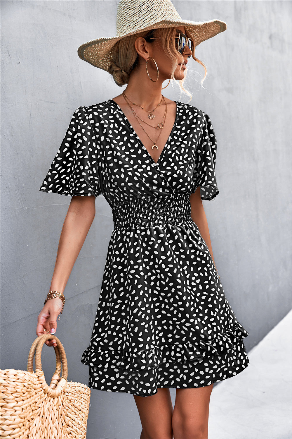 Robe à volants superposés à taille froncée et imprimée