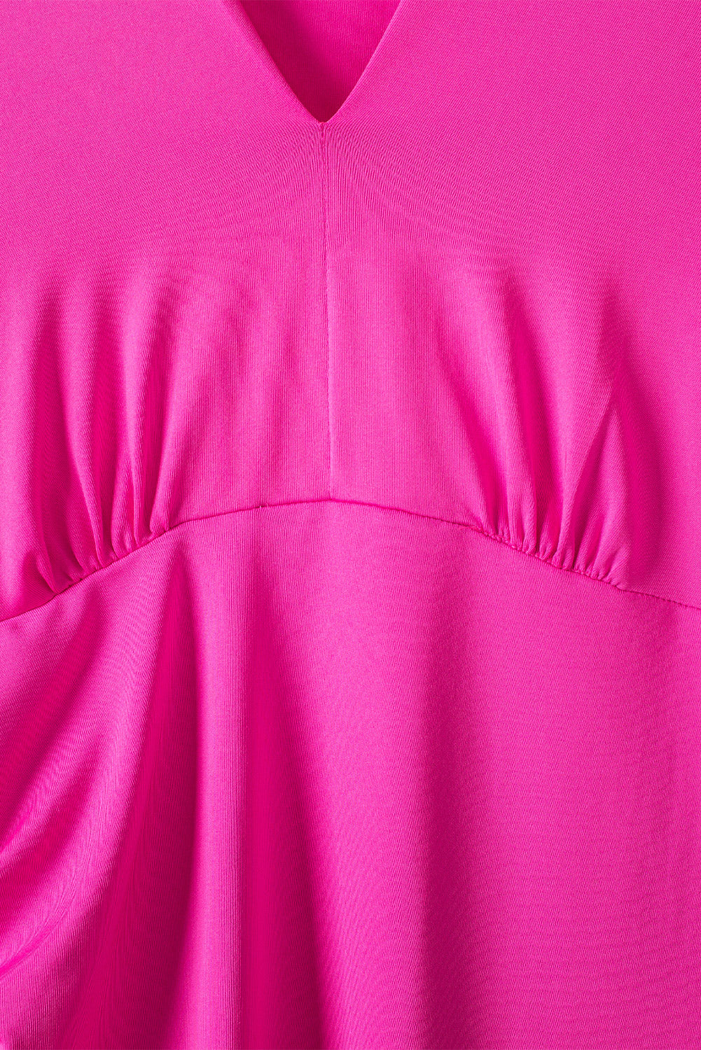 Robe à col en V et ourlet tulipe froncé