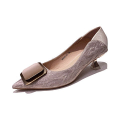 Women's Autumn Super Hot Cat French Pointed