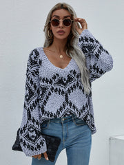 Grobstrickpullover mit geometrischem Print